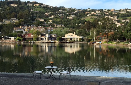 Belvedere Tiburon House | New, completely rebuilt two level Belvedere Lagoon waterfront monthly rental.