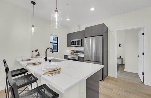 Monta Vista Apartment | New Construction Charming 2-bedroom apartment with AC, WiFi in Lakewood