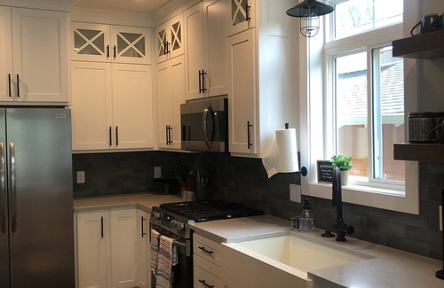 New Buffalo House | New cottage with pool and walkable to downtown/beach