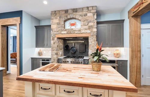 Arley House | NEW! Country Villa: Dock, Pool, Spa, Waterfall, Grotto, Firepit, Fishing hole.