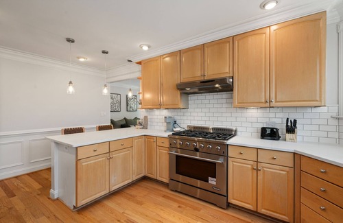 Potomac West House | NEW! Cozy Arlington Home Near DC