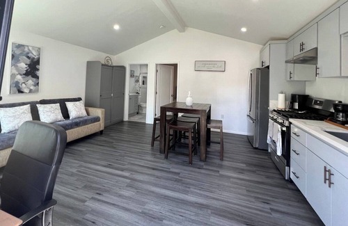 Harbor Gateway South House | New, cozy unit with Private outdoor area Fire Pit