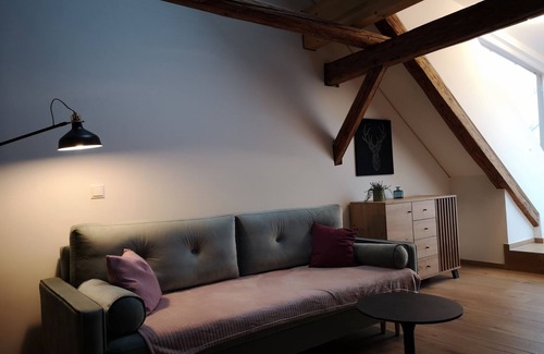 Windach Apartment | New, cozy vacation apartment. Only 2 km walk to the beautiful Ammersee.