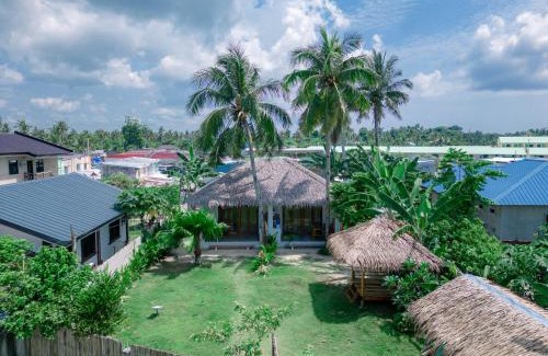 Catangnan Apartment | New cozy villa wide garden,starLink wiFi GenSet