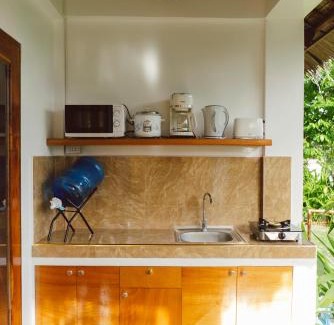 Catangnan Apartment | New cozy villa wide garden,starLink wiFi GenSet