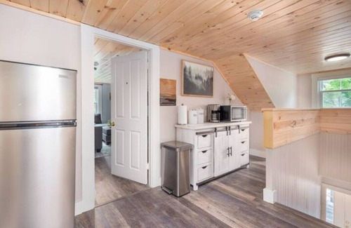 Intervale Apartment | NEW! Deluxe 2 bedroom w/coffee bar close to skiing, hiking, biking & N. Conway