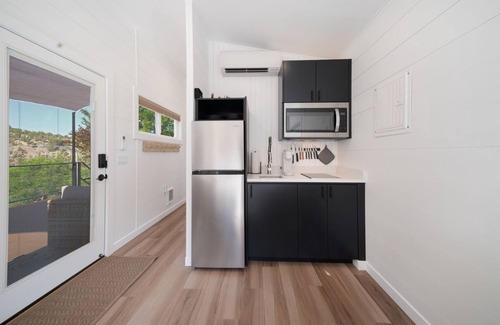 Madras House | NEW! Eagles Landing B04 Tiny Home - Hot Tub