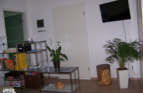 Wolzig Apartment | New equipped apartment, close Wolziger See, a lot of forest, a few minutes b. Berlin,