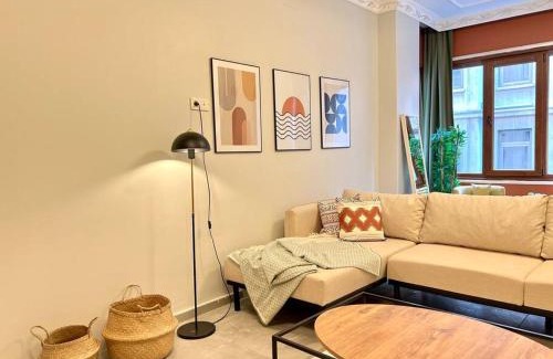 Taksim Apartment | New Flat,3BR,AC, 200 mt to Taksim