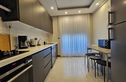 Lara House | New Flat&Large Living Space(2-5) Near Lara Beach