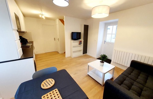 Chatres House | New, fully-equipped gîte