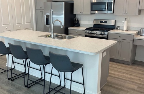 Okahumpka House | New fully furnished home in the Villages Fl, new 4 seat golf cart included