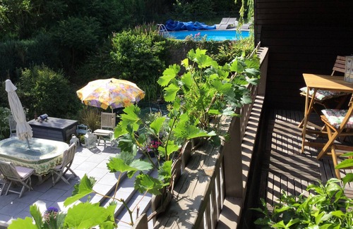 Limbourg Apartment | New gîte between Liège, Aix,Francorchamps.walks Forest Lake Swimming pool Plenty of games