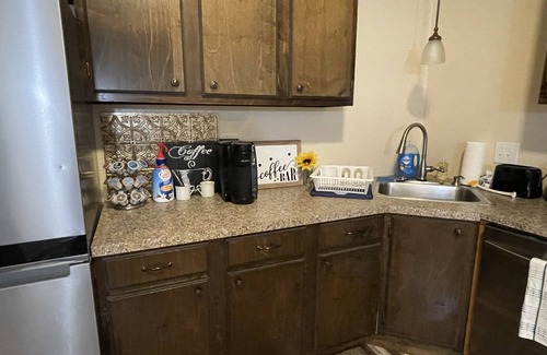 Edgewood House | New Guesthouse with Pool & Hot Tub!