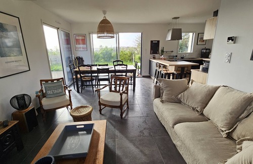 Berven House | New house with small sea view close to the beach