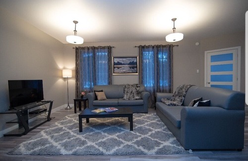 Val Morin Ski Chalet | New!! Huge Luxury CHALET Laurentians QC