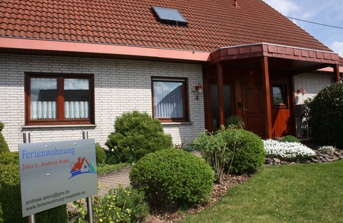 Minderlittgen Apartment | new in 2019 ! Our apartment has been lovingly furnished for you