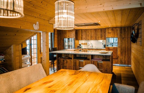 Grindelwald Ski Chalet | New in Grindelwald-Chalet Caramelle, Top of Grindelwald
