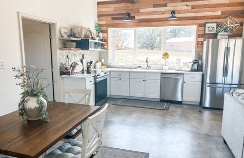 Bismarck House | NEW J&K's House #1 just mins from DeGray Lake!