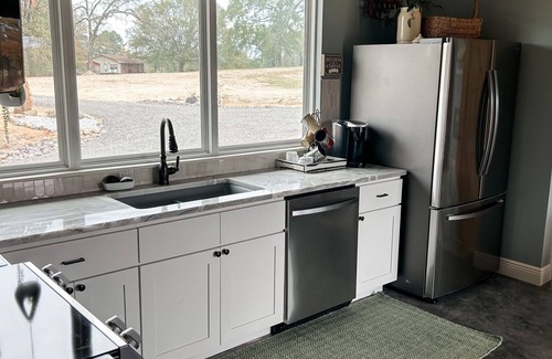 Bismarck House | NEW J&K's house #2 just mins from DeGray Lake!