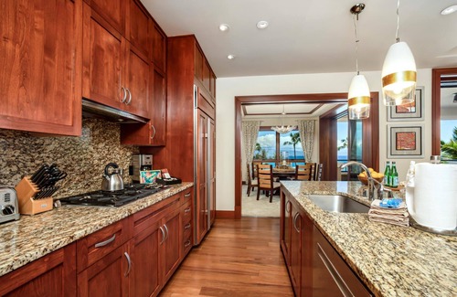 Montage Kapalua Bay Condo | NEW! KBM Resorts | FREE CAR | Oceanview Luxury Villa | Hale Moana At Montage Kapalua Bay, Sleeps 10! 3-Bedroom Condo with Daily Housekeeping, Spa!