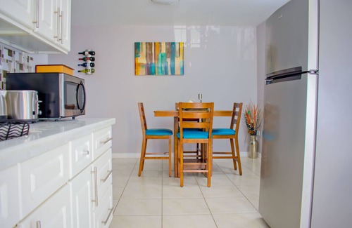 New Kingston Apartment | New Kingston Corporate Apts at Donhead