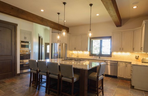Crested Butte South House | New Large 4 Bedroom 4 Bath w/ Game room on 15 Acres - Amazing Mountain Views