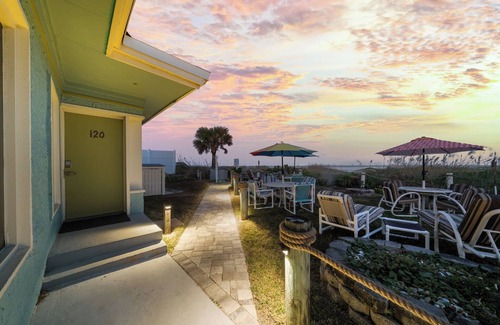 Cocoa Beach Apartment | NEW Listing! 1BR Oceanfront Unit w/Heated Pool and Hot Tub in Cocoa Beach