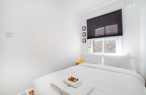 Herne Hill Apartment | New Listing! Calming 2BR near park, Herne Hill