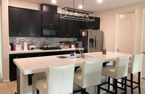 Hollister House | *NEW LISTING* LUXURIOUS and SPACIOUS Family friendly home w/BRAND NEW HOT TUB*