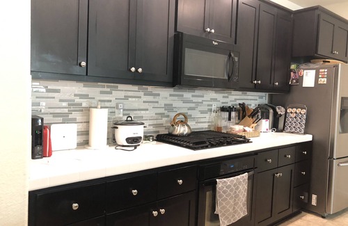 Hollister House | *NEW LISTING* LUXURIOUS and SPACIOUS Family friendly home w/BRAND NEW HOT TUB*
