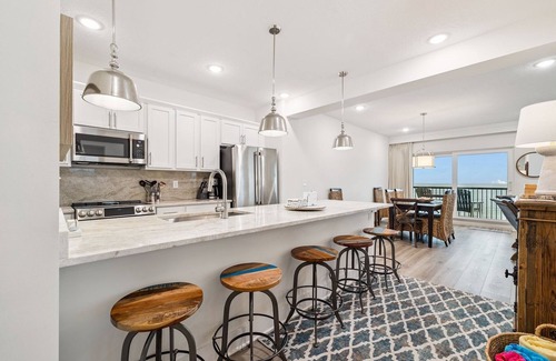 Mexico Beach Condo | New Listing! Mexico Beach Condo! Beachfront! Community Pool and Hot Tub! Peloton! Elevator!