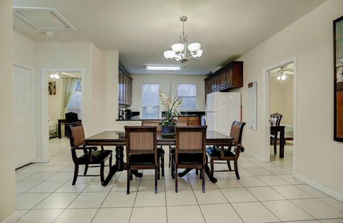 Spring Branch Central Condo | New Listing! Newly furnished condo, I-10 West/Beltway 8, 4 bedrm 2 bath, 77080