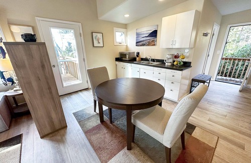 Yachats Condo | New Listing! Ocean Front, Sunrise & Sunset at Oregon House, Stairs to the Beach!