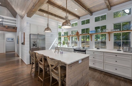 Bremen House | *New Listing on Lewis Smith Lake - Lakestone Villa gorgeous 5BR custom home*