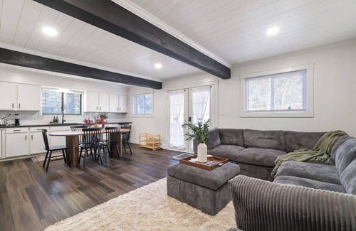 Wallenpaupauk Lake Estates House | New Listing! The Spot Lake Wallenpaupack-WLE