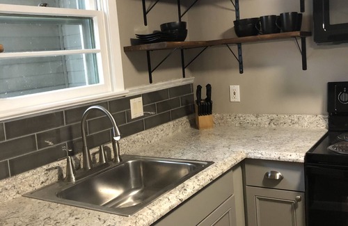 Hot Springs Village House | NEW LISTING BEAUTIFULLY REMODELED 2 STORY TOWNHOME WITH LAKE VIEWS