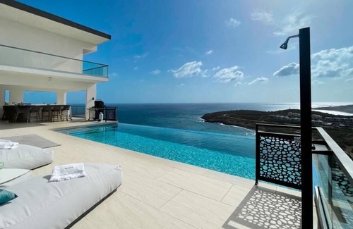 Indigo Bay Villa | **New Listing** Villa Numa luxurious design villa