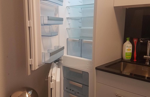 Enge Apartment | New:Lovely 2.5 Room , Dish Washer, Wifi, Fully Equiped, own washer/dryer