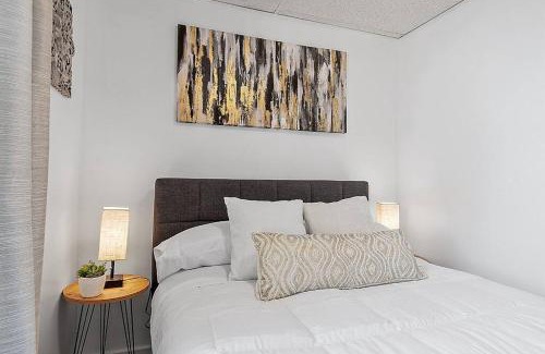 Laconia Apartment | NEW! Lovely unit w/PRIVATE Hot Tub and patio!