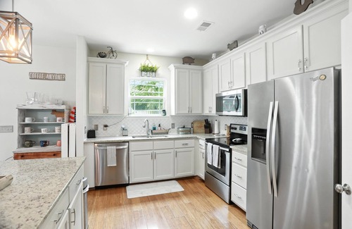 Bluffton House | NEW! Lowcountry Luxury Near Palmetto Bluff