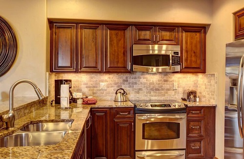 Breckenridge Condo | New Luxury 2Bedroom on Upper Floor Ski In/Ski Out in Breckenridge