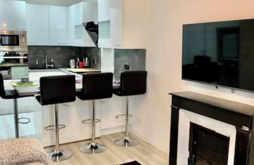 Quartier Chorier-Berriat Apartment | New Luxury Apartment in the Heart of Grenoble- Modern, Bright, Absolute Comfort!