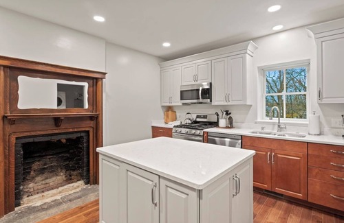 Palmyra Apartment | NEW Luxury Apt | King Beds | En Suite Bathrooms