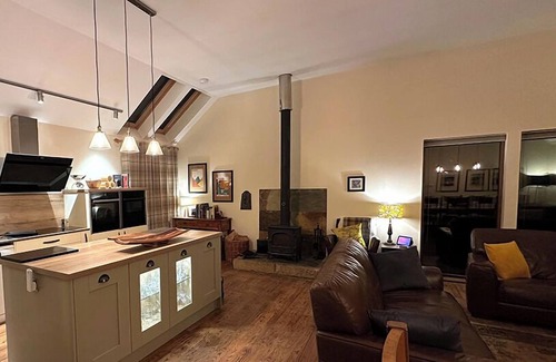 Glenlivet Cabin | *NEW* Luxury lodge - A peaceful escape on the banks of the River Spey