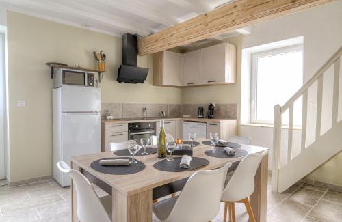 Charentay House | New maison au coeur des vignes
