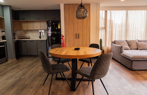 Zona Rosa Apartment | New Modern 2 BR Penthouse in El Poblado