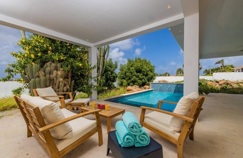Alto Vista House | NEW Modern 2BR 2BA w/PrivatePool in Quiet Area