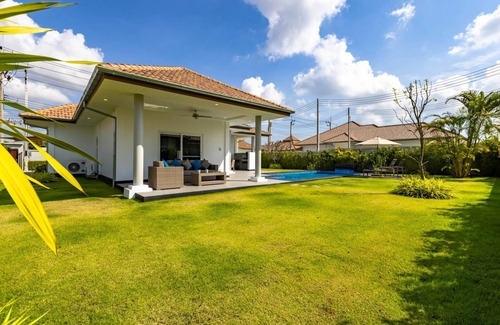 Hua Hin Villa | New Modern 3 Bedroom Pool Villa (MS24)