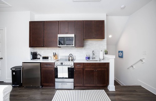 Villa Heights House | ★New Modern Farmhouse Loft in NoDa★ Views/Parking